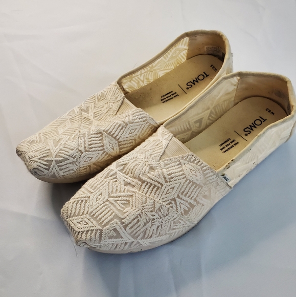 Toms shoes - Picture 2 of 4